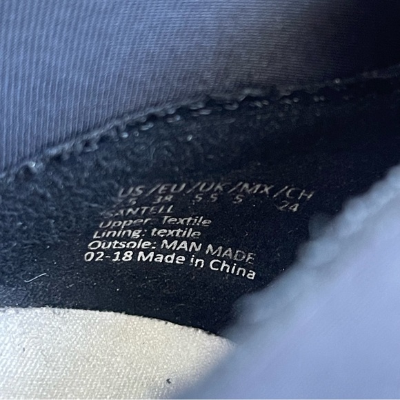 Kenneth Cole Santel Stretch Neoprene Sneakers Size: 7.5 Black - Picture 3 of 5